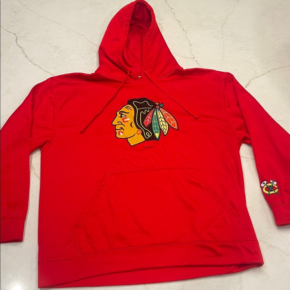 NHL Chicago Blackhawks Red Hoodie Size XL
Excelent condition